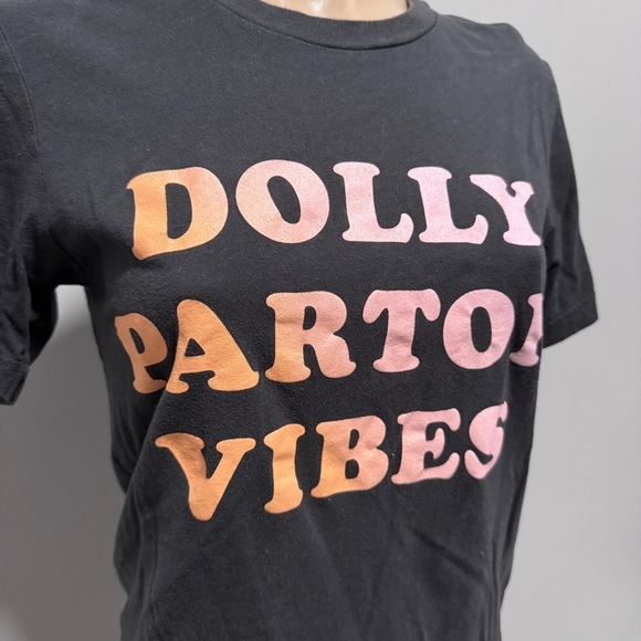 Luella Dolly Parton Vibes Gradient T-shirt Sunset Ombré Pink Orange Black Small - Picture 3 of 6